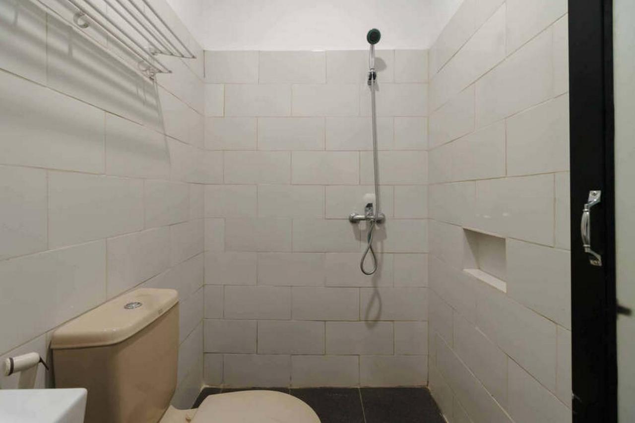 Jotel Guest House Mitra Reddoorz Pulauberayan Exterior photo